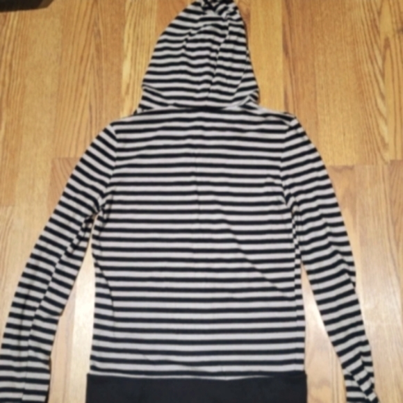 Striped Black and White Zip-Up Hoodie - Picture 3 of 4